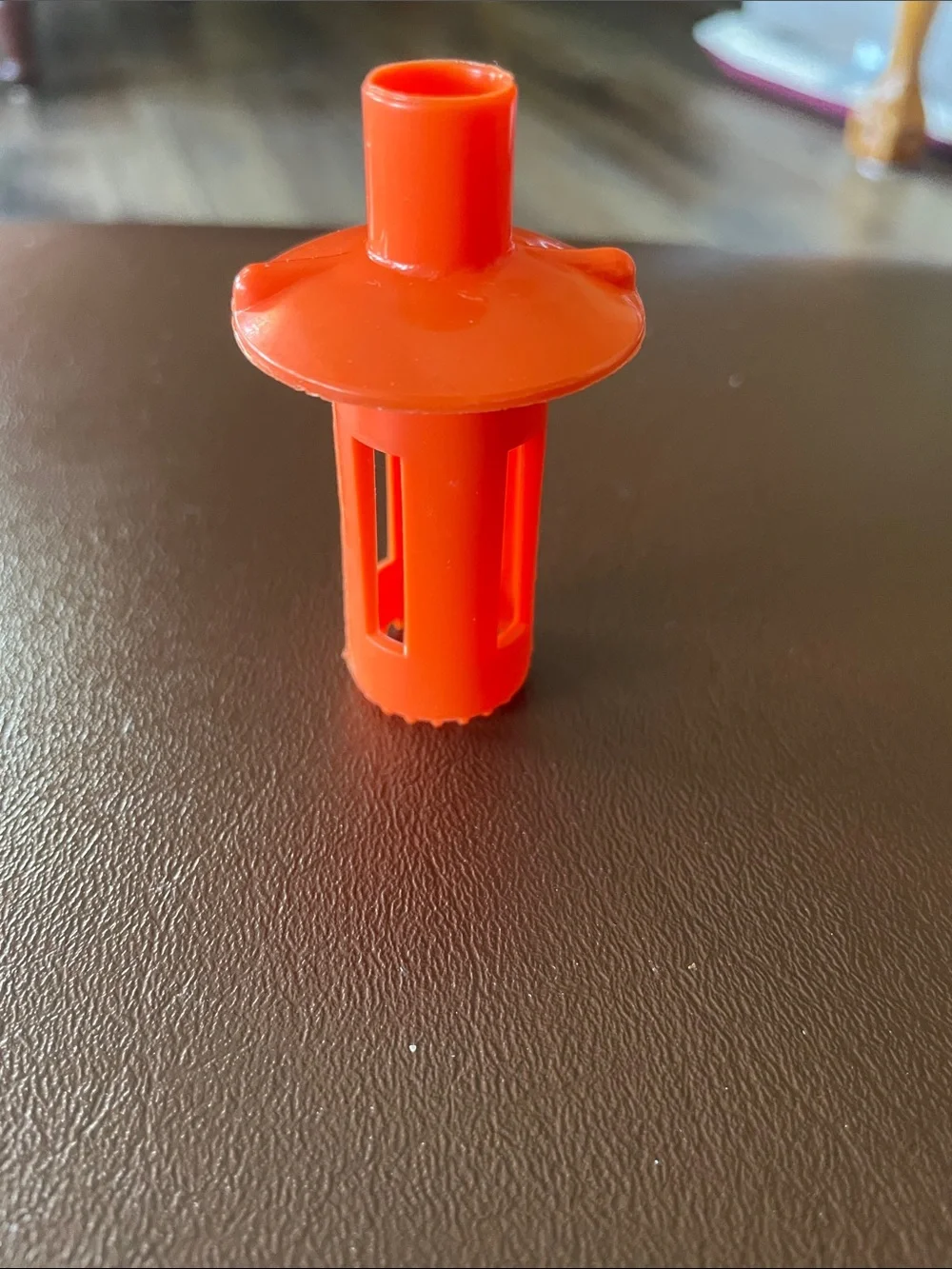 VTG World's Smallest Juice Extractor,‎ Plastic, Orange